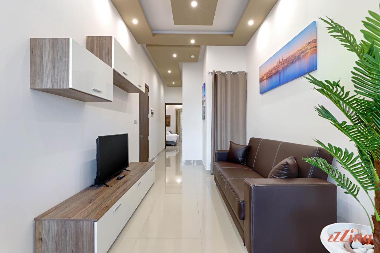 Gem Beachfront Apt With Amazing Bay And Sea Views Birżebbuġa Eksteriør bilde
