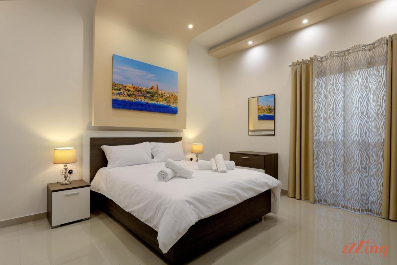 Gem Beachfront Apt With Amazing Bay And Sea Views Birżebbuġa Eksteriør bilde